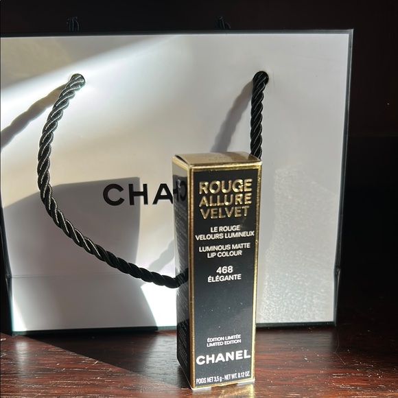 Chanel Rouge Allure Lipstick - Deep Burgundy - 468 - Picture 5 of 5